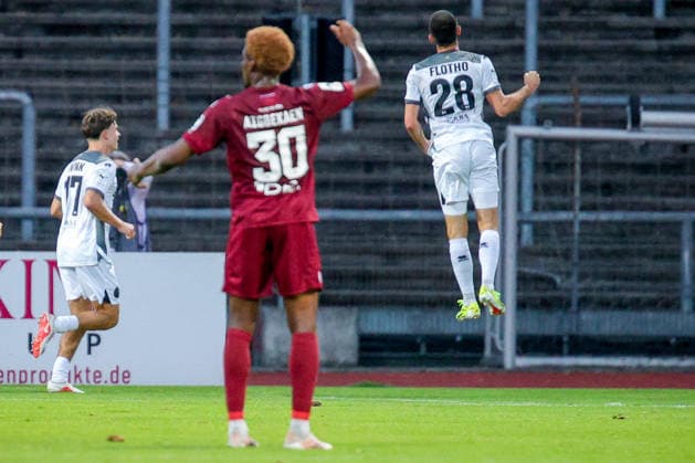 September 16, 2026, xsefx, Soccer, SC Fortuna Köln vs. SV Wehen Wiesbaden, 3rd Division, South Division, Matchday 6, 2026–2027 Season. Celebration after Moritz Flotho’s 2–0 goal for SV Wehen Wiesbaden. 28. DFB regulations prohibit any use of photographs as image sequences and or quasi-video. North Rhine-Westphalia, Germany