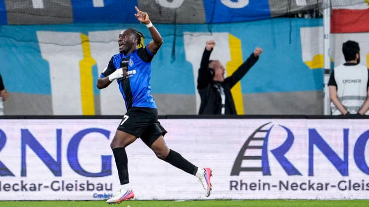 Goal scorer Owono Darnell Keumo, SV Waldhof, 17, a player for SV Waldhof Mannheim, celebrates the 1-0 goal; celebration, celebrating, goal celebration, goal scored, celebrate the goal, goal, celebration, celebrating the goal, joy, happiness, happy, optimistic, positive, game scene, highlight, cropped image, full-body shot, single frame, single photo, action, 16 09 2026, Mannheim, Germany, soccer, 3rd Division, SV Waldhof Mannheim vs. Rot-Weiss Essen, DFB and DFL regulations prohibit any use of photographs as image sequences and or quasi-video xozx