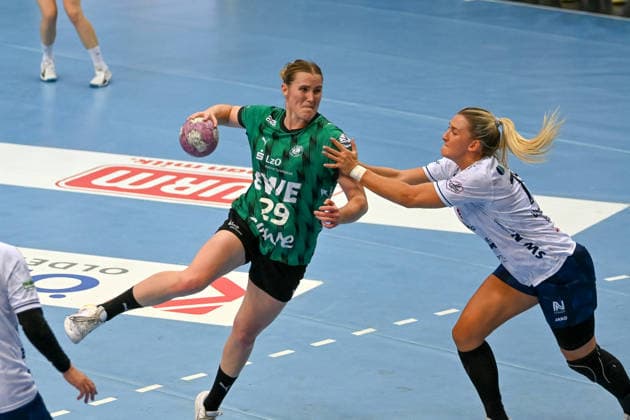 Paulina Golla, VfL Oldenburg, 29, on the ball (GER), VfL Oldenburg vs. SU Neckarsulm, ALSCO Women s Handball Bundesliga, Matchday 4, 2026–2027 season, September 16, 2026, VfL Oldenburg vs. SU Neckarsulm, ALSCO Women’s Handball Bundesliga, Matchday 4, 2026–2027 Season, September 16, 2026, Oldenburg Copyright: xEibner-Pressefoto RobertxGertzenx EP_RGN