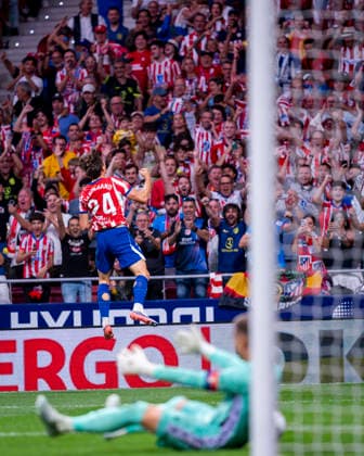 Atletico de Madrid v CA Osasuna - LaLiga EA Sports 2026 27 Robin Le Normand of Atletico de Madrid celebrates his goal during the LaLiga EA Sports football match between Atletico de Madrid and CA Osasuna at Riyadh Air Metropolitano on September 16, 2026 in Madrid, Spain. Madrid Riyadh Air Metropolitano Madrid Spain Copyright: xAlbertoxGardinx AGardin_20260916_Foot_Liga_Atl_Mad_Osa_0441