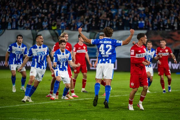 Rostock, Germany, September 16, 2026, 3rd League 2026–2027, Match 6: FC Hansa Rostock vs. VfB Stuttgart II. Pictured, second from the right: Benno Dietze. Hansa Rostock celebrates after scoring the 3–2 goal. DFB and DFL regulations prohibit any use of photographs as image sequences and or quasi-video Copyright: xFotostandx xVoelkerx