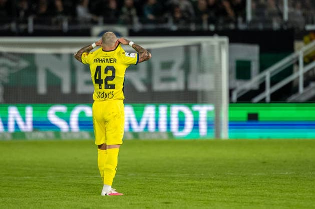 Philip Fahrner of 1 FC Saarbrücken, 42, reacts with disappointment after the 3–3 draw (GER), SC Preussen Münster vs. 1 FC Saarbrücken, soccer, 3. Liga, Matchday 6, 2026–2027 season, September 16, 2026 DFL regulations prohibit any use of photographs as image sequences and or quasi-video footage GER, SC Preussen Münster vs. 1. FC Saarbrücken, soccer, 3. Liga, Matchday 6, 2026–2027 season, September 16, 2026, Münster Copyright: xEibner-Pressefoto JanxRollingerx EP_JSK