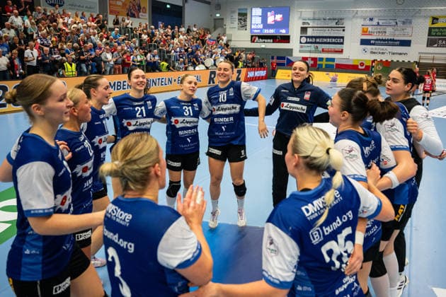 HSG Blomberg Lippe GER vs. BSV Sachsen Zwickau GER, Handball, Women s Handball Bundesliga 1, Matchday 4, 2026–2027 Season, Blomberg, September 16, 2026 The players of HSG Blomberg Lippe GER celebrate after their victory over BSV Sachsen Zwickau GER. In the spotlight: Nuria Bucher (HSG Blomberg Lippe, 21), Alexia Hauf (HSG Blomberg Lippe, 31), Maxi Muehlner (HSG Blomberg Lippe, 10), Nicole Roth (HSG Blomberg Lippe, 61), Blomberg Synflex Arena on Ulmenallee, Germany