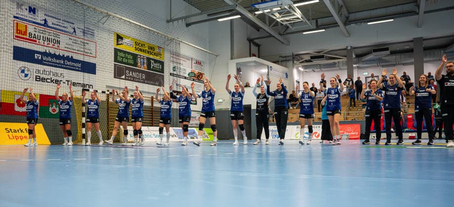HSG Blomberg Lippe GER vs. BSV Sachsen Zwickau GER, Handball, Women s Handball Bundesliga 1, Matchday 4, 2026–2027 Season, Blomberg, September 16, 2026 The players of HSG Blomberg Lippe GER celebrate after their victory over BSV Sachsen Zwickau GER at the Blomberg Synflex Arena on Ulmenallee, Germany