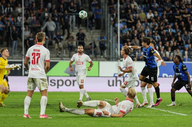A scene in the visitors penalty area during the SV Waldhof Mannheim vs. Rot Weiss Essen game on September 16, 2026, at the Carl Benz Stadium in Mannheim. Photo by Alfio Marino Copyright: