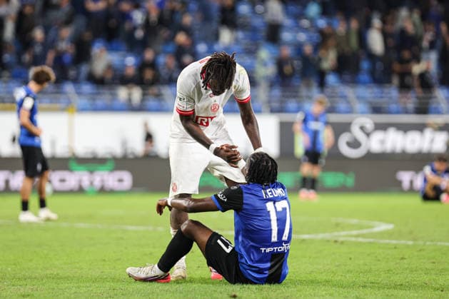 Darnell Kumo (SV Waldhof Mannheim), 17, and Franci Bouebari (Rot-Weiss Essen), 19; SV Waldhof Mannheim vs. Rot-Weiss Essen on September 16, 2026, in Mannheim at Carl Benz Stadium. Photo by Alfio Marino Copyright: