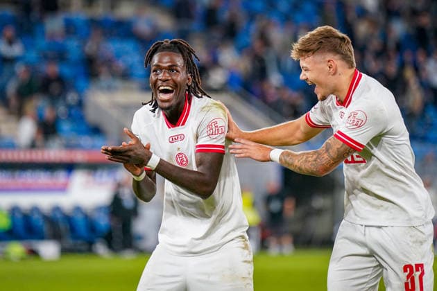 Germany Soccer 3rd Division 2026–2027, Matchday 6: SV Waldhof Mannheim vs. Rot-Weiss Essen at Carl Benz Stadium, Mannheim; Franci Bouebari (Rot-Weiss Essen), 19; Jannik Hofmann (Rot-Weiss Essen), 37; Joy, Emotions, Cheering Copyright: xJOERANxSTEINSIEKx