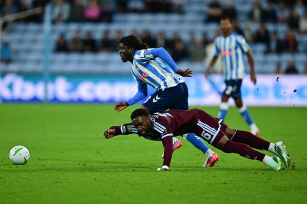 Coventry City v Aston Villa, EFL Cup Aston Villa midfielder Lamare Bogarde (26) battles for possession with Coventry City midfielder Caleb Yirenkyi (8) during the EFL Cup match between Coventry City and Aston Villa at the Coventry Building Society Arena, Coventry, UK on 16 September 2026. Coventry Coventry Building Society Arena West Midlands UK Editorial use only DataCo restrictions apply See www.football-dataco.com , Copyright: xDennisxGoodwinx PSI-24892-0019