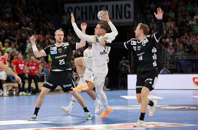 Matthes Langhoff, Stefan Dodic with the ball, Mathias Gidsel in a duel—game scene, action, sports, handball, Champions League, Men’s Champions League, Matchday 2, 2026–2027 season, September 16, 2026: Füchse Berlin vs. One Veszprém HC at the Max Schmeling Halle