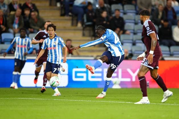 Sidiki Cherif of Coventry City shoots at goal but fails to score Coventry City v Aston Villa, EFL Carabao Cup, Football, Coventry Building Society Arena, Coventry, UK - 16 Sep 2026Coventry Coventry Building Society Arena United Kingdom EDITORIAL USE ONLY No use with unauthorised audio, video, data, fixture lists, club league logos or live services. Online in-match use limited to 120 images, no video emulation. No use in betting, games or single club league player publications.  Copyright: xKieranxMcManus Shutterstockx 17151870co