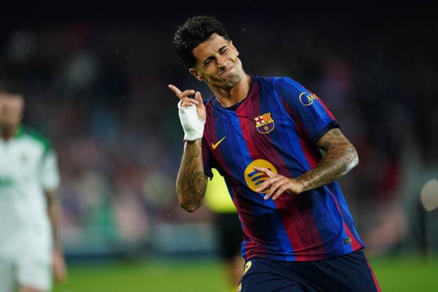 Football, Spain, FC Barcelona v Racing Santander