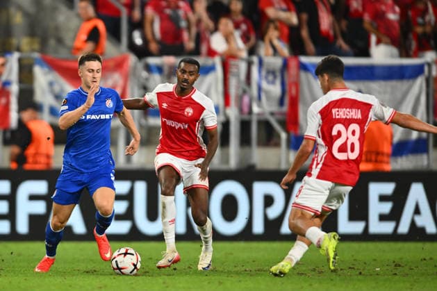 UEFA Europa League: Hapoel Beer-Sheva FC and GNK Dinamo Zagreb Mateo Lisica plays during the UEFA Europa League game between Hapoel Beer-Sheva FC and GNK Dinamo, Giulesti Stadium in Bucharest, Romania, 16 September 2026. Alex Nicodim Imago Images Copyright: xx