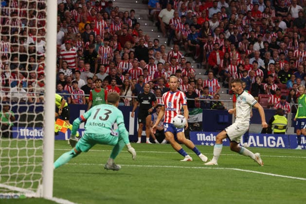 ESP LaLiga EA Sports Atlético de Madrid vs. Osasuna Marcos Llorente of Atlético de Madrid during the LaLiga EA Sports match between Atlético de Madrid and Osasuna, played at the Riyadh Air Metropolitano Stadium in Madrid on September 16, 2026, in Spain. Spanish Soccer Copyright: xAgenciaxLOFx