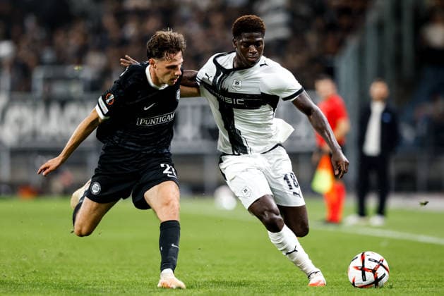 SOCCER - UEFA EL, Sturm vs Rennais GRAZ,AUSTRIA,16.SEP.26 - SOCCER - UEFA Europa League, Sturm Graz vs Stade Rennais FC. Image shows Belmin Beganovic (Sturm) and Mohamadou Aboubakar Nagida (Rennais).  GEPAxpictures xJamesxDoak