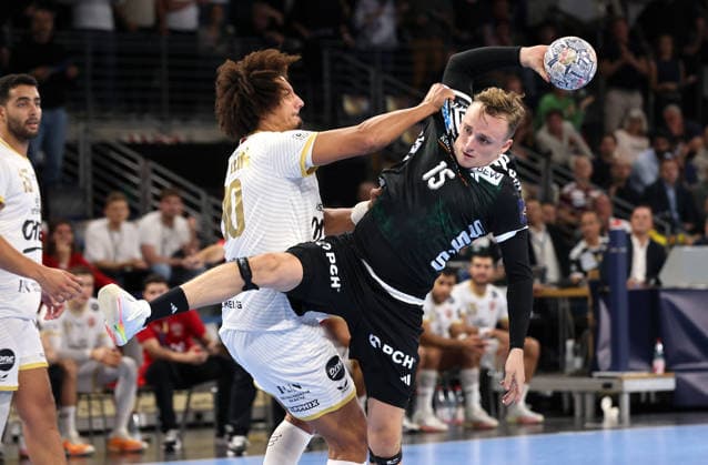 Ali Ismail Zeinelabedin, Tobias Schjoelberg Groendahl with the ball, one-on-one, game scene, action, sports, handball, Champions League, Men s Champions League, Matchday 2, 2026–2027 season, September 16, 2026, Füchse Berlin vs. One Veszprém HC at the Max Schmeling Halle