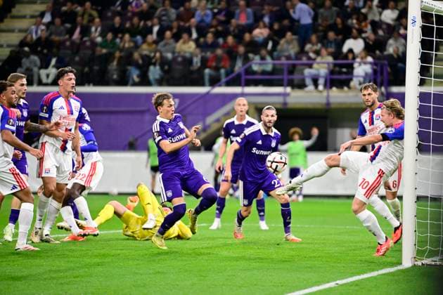 RSC Anderlecht v Olympique Lyon - UEFA Europa League ANDERLECHT, BELGIUM - SEPTEMBER 16 : Augustinsson Ludwig defender of RSC Anderlecht during the UEFA Europa League 2026 27 League Phase MD1 match between RSC Anderlecht and Olympique Lyon on September 16, 2026 in Anderlecht, Belgium, 16 09 2026 Anderlecht Belgium  Copyright: xJanxDexMeuleneirx