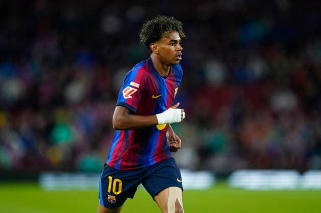 ESP: FC Barcelona, Barca - Racing Club de Santander. La Liga EA Sports. Matchday 6. Lamine Yamal of FC Barcelona during the La Liga EA Sports match between FC Barcelona and Real Racing Club de Santander played at Spotify Camp Nou Stadium on 16 Sept 2026 in Barcelona, Spain. kpng Copyright: xSergioxRuizx xPRESSINPHOTOx PS_2627_BAR_RAC_013