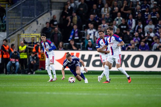 September 16, 2026 UEFA Europa League, RSC Anderlecht vs. Olympique Lyon at Lotto Park Thelo Aasgaard Anderlecht loses IMPORTANT NOTICE In accordance with DFL and UEFA regulations, it is prohibited to use or allow the use of photographs taken in the stadium and or during the game in the form of sequential images and or video-like photo series Copyright: xJordyxFourgonx