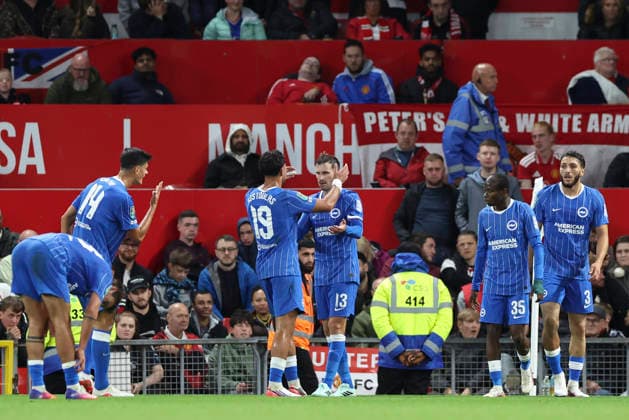 Manchester United, ManU v Brighton & Hove Albion, Carabao Cup Brighton & Hove Albion midfielder Pascal Groß (13) scores a GOAL 2-2 and celebrates during the Manchester United v Brighton & Hove Albion Carabao Cup 3rd Round match at Old Trafford, Manchester, England on 16 September 2026 Credit: Phil Duncan Every Second Media Editorial use only. All images are copyright Every Second Media Limited. No images may be reproduced without prior permission. All rights reserved. Premier League and Football League images are subject to licensing agreements with Football DataCo Limited. see https: www.football-dataco.com Copyright: xIMAGO EveryxSecondxMediax ESM-2167-0046 PhilxDuncanx xEveryxSecondxMediax