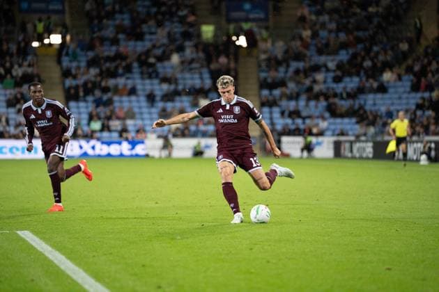 Matteo Ruggeri of Aston Villa during the Carabao Cup match between Coventry City and Aston Villa at Coventry Building Society Arena (Photo by Jay Soundo) Copyright: xJayxSoundox xSportsxPressxPhotox Sportspressphoto_SPR233103