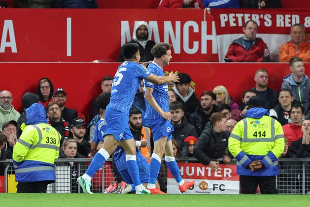 Manchester United, ManU v Brighton & Hove Albion, Carabao Cup Brighton & Hove Albion defender Maxim De Cuyper (29) scores a GOAL 2-3 and celebrates during the Manchester United v Brighton & Hove Albion Carabao Cup 3rd Round match at Old Trafford, Manchester, England on 16 September 2026 Credit: Phil Duncan Every Second Media Editorial use only. All images are copyright Every Second Media Limited. No images may be reproduced without prior permission. All rights reserved. Premier League and Football League images are subject to licensing agreements with Football DataCo Limited. see https: www.football-dataco.com Copyright: xIMAGO EveryxSecondxMediax ESM-2167-0051 PhilxDuncanx xEveryxSecondxMediax