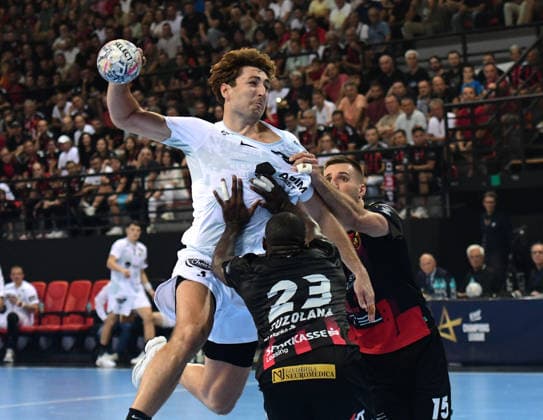 EHF Champions League. Thibaut Briet from HBC Nantes and Junior Tuzolana and Leon Ljevar from HC Vardar during EHF Champions League group phase match between HC Vardar and HBC Nantes in Skopje, North Macedonia, September 16 2026. IMAGO PETR STOJANOVSKI