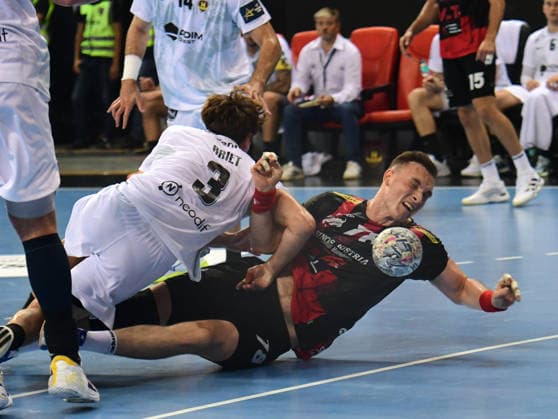 EHF Champions League. Wiktor Jankowski from HC Vardar andThibaut Briet from HBC Nantes during EHF Champions League group phase match between HC Vardar and HBC Nantes in Skopje, North Macedonia, September 16 2026. IMAGO PETR STOJANOVSKI