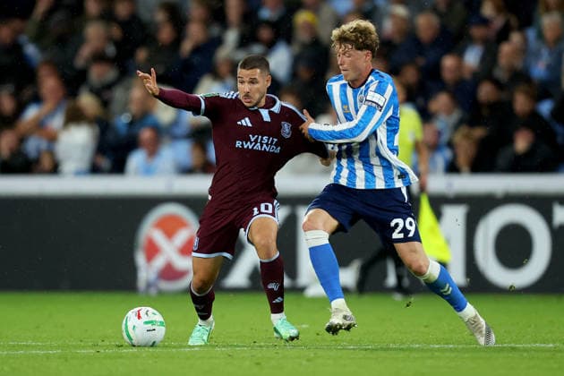 Coventry City v Aston Villa - Carabao Cup Third Round Emi Buendia of Aston Villa and Victor Torp of Coventry City challenge during the Carabao Cup Third Round match between Coventry City and Aston Villa at The Coventry Building Society Arena on September 16, 2026 in Coventry, England. WARNING! This Photograph May Only Be Used For Newspaper And Or Magazine Editorial Purposes. May Not Be Used For Publications Involving 1 player, 1 Club Or 1 Competition Without Written Authorisation From Football DataCo Ltd. For Any Queries, Please Contact Football DataCo Ltd on +44 (0) 207 864 9121 Coventry The Coventry Building Society Arena England United Kingdom Copyright: xAllstarxPicturexLibraryxLtdx