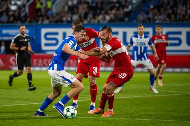 Rostock, Germany, September 16, 2026, 3rd League 2026–2027, Matchday 6: FC Hansa Rostock vs. VfB Stuttgart II. Pictured from left, in a tackle: Bernie Lennemann (Hansa Rostock) and Dominik Nothnagel (VfB Stuttgart II). DFB and DFL regulations prohibit any use of photographs as image sequences and or quasi-video Copyright: xFotostandx xVoelkerx