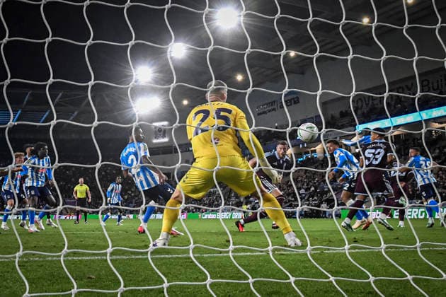 16th September 2026; Coventry Building Society Arena, Coventry, West Midlands, England; Carabao Cup Football, Coventry City versus Aston Villa; Ross Barkley of Aston Villa scores past Dan Bentley of Coventry City in the 40th minute to make the score 1-2 GodfreyxPitt