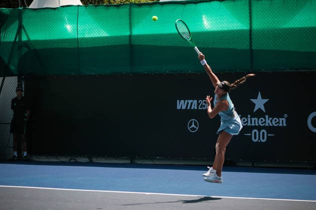 SP Open agita calendário do tênis em SP SaO PAULO, SP - 16.09.2026: SP OPEN AGITA CALENDaRIO DO TêNIS EM SP - The second edition of the SP Open, a WTA, Tennis Damen 250 tournament, brings together Brazilian and international tennis players between September 12 and 20, 2026, at Parque Villa-Lobos, in Sao Paulo (SP). In the photo, tennis player Jessica Bouzas Maneiro, from Spain, in a match against Dominika Salkova, from the Czech Republic, this Wednesday (16). (Photo: Angà lica Alves Fotoarena) x3017380x Angà licaxAlves