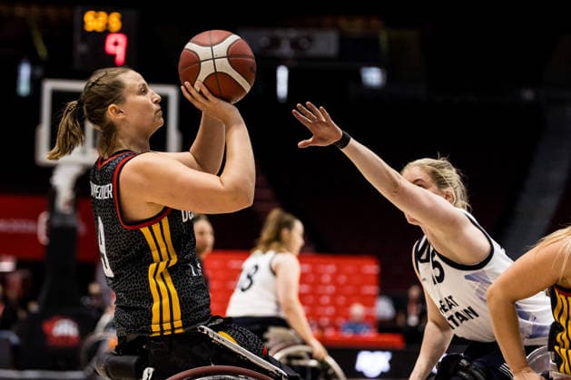 OTTAWA, CANADA - SEPTEMBER 16: Lena Knippelmeyer (Germany, 9) controls the ball against Robyn Love (Great Britain, 15) during the Ottawa IWBF Wheelchair Basketball World Championships match between Great Britain vs. Germany at Arena at TD Place on matchday 8 of the Ottawa IWBF Wheelchair Basketball World Championships on September 16, 2026 in Ottawa, Canada. Canada Copyright: xSteffiexWunderlx