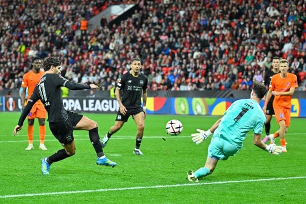 (260917) -- LEVERKUSEN, Sept. 17, 2026 -- Martin Terrier (2nd L) of Bayer 04 Leverkusen shoots during the UEFA Europa League football match between Bayer 04 Leverkusen and NK Celje in Leverkusen, Germany, Sept. 16, 2026. (Photo by Xinhua) (SP)GERMANY-LEVERKUSEN-FOOTBALL-UEFA EUROPA LEAGUE-LEVERKUSEN VS NK CELJE UlrichxHufnagel 
