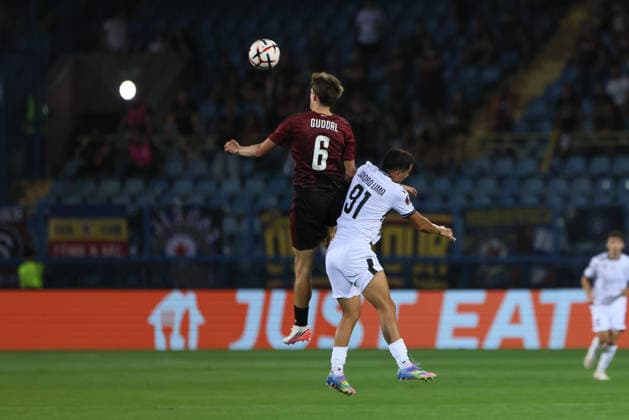 Ararat-Armenia v Sparta Praha - UEFA Europa League Sandro Lima of Ararat-Armenia and Tobias Guddal of Sparta Praha compete during the UEFA Europa League match at Vazgen Sargsyan Republican Stadium in Yerevan, Armenia, on September 16, 2026. Yerevan Armenia  Copyright: xGurgenxHakobyanx originalFilename:hakobyan-uefaeuro260916_npWX3.jpg