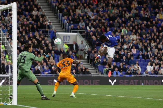 Everton v Wolverhampton Wanderers - Carabao Cup Third Round Thierno Barry of Everton heads wide of goal during the Carabao Cup round 3 match between Everton and Wolverhampton Wanderers at Hill Dickinson Stadium in Liverpool, United Kingdom, on September 16, 2026. Liverpool Merseyside United Kingdom  Copyright: xNewsxImagesx originalFilename:cosgrove-carabaoc260916_npnyS.jpg
