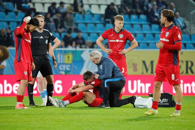 CFC vs. SV Babelsberg 03, September 16, 2026, Chemnitz, eins Stadion on Gellertstrasse, Sports, Soccer, Northeast Regional League 2026–2027, Matchday 9, CFC, CFC vs. SV Babelsberg 03, Mingi Kang injured, Chemnitz, Saxony, Germany