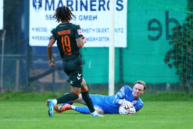 49 Juri Behr Eimsbütteler TV Soccer I Men s I Regionalliga Nord I 2026–2027 Season I Matchday 9 I Eimsbütteler TV vs. SV Werder Bremen U23 I September 16, 2026 I Sportpark Hinschenfelde