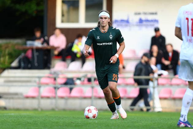 25 Noah Weißbach SV Werder Bremen U23 Soccer I Men s I Regionalliga Nord I 2026–2027 Season I Matchday 9 I Eimsbütteler TV vs. SV Werder Bremen U23 I September 16, 2026 I Sportpark Hinschenfelde