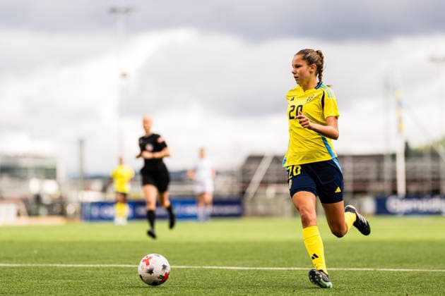 260917 Ellen Maiquez of Sweden during the Under-15 friendly match between Norway and Sweden on September 17, 2026, in Lorenskog. Photo: Marius Simensen, BILDBYRAN COP 238 bbeng women s soccer fotball fotboll Norway soccer Sweden friendly match  Copyright: MARIUSxSIMENSEN BB260917BB180