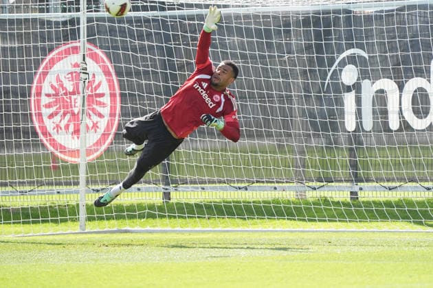 Goalkeeper Noah Atubolu, Eintracht Frankfurt, September 17, 2026, Bundesliga, 2026–27 Season, Eintracht Frankfurt Training