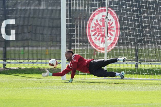 Goalkeeper Noah Atubolu, Eintracht Frankfurt, September 17, 2026, Bundesliga, 2026–27 Season, Eintracht Frankfurt Training