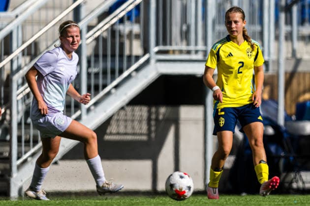 September 17, 2026: Nora Antonsen Gamst of Norway and Stina Hillberg of Sweden during the under-15 friendly match between Norway and Sweden on September 17, 2026 in Lorenskog. Photo by Marius Simensen. BILDBYRAN COP 238 bbeng women s soccer football Norway Sweden friendly match  Copyright: MARIUSxSIMENSEN BB260917BB211