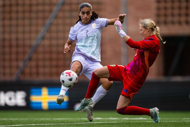 September 17, 2026: Sara el Hammichi of Norway scores a disallowed goal during the Under-15 friendly match between Norway and Sweden on September 17, 2026 in Lorenskog. Photo by Marius Simensen. BILDBYRAN COP 238. women s soccer, Norway, Sweden, friendly match  Copyright: MARIUSxSIMENSEN BB260917BB235
