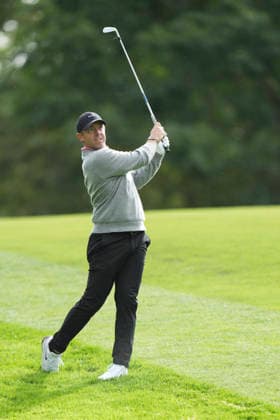 VIRGINIA WATER, ENGLAND - SEPTEMBER 17: Rory McIlroy (IRE) plays from the rough on the first hole during Round 1 at the BMW PGA, Golf Herren Championship at Wentworth Golf Club, Virginia Water on September 17, 2026 in Surrey, England The BMW PGA Championship