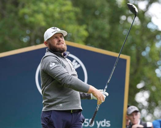 VIRGINIA WATER, ENGLAND - SEPTEMBER 17: Tyrrell Hatton (ENG) plays from the third tee during Round 1 at the BMW PGA, Golf Herren Championship at Wentworth Golf Club, Virginia Water on September 17, 2026 in Surrey, England The BMW PGA Championship