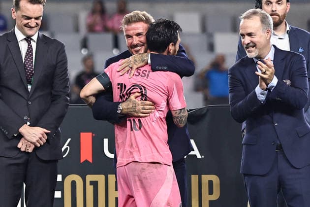 MIAMI, FL - SEPTEMBER 16: Inter Miami CF Forward Lionel Messi (10) celebrates with Inter Miami CF owner, David Beckham, during the post match ceremony at the 2026 Michelob ULTRA Campeones Cup soccer match between Inter Miami CF and Cruz Azul on September 16, 2026 at NU Stadium, Miami, Fla.(Photo by Chris Arjoon Icon Sportswire) SOCCER: SEP 16 Campeones Cup Final Inter Miami CF vs Cruz Azul EDITORIAL USE ONLY Icon2609160000051