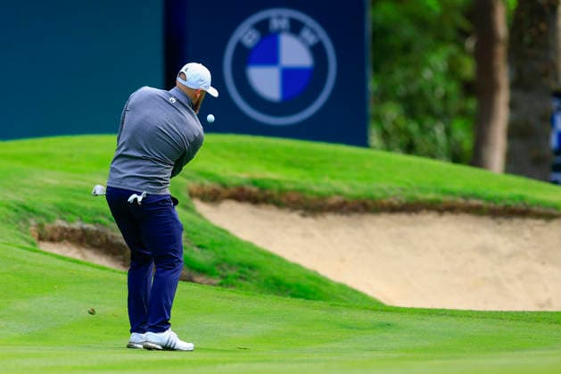 RECORD DATE NOT STATED 17th September 2026; Wentworth Golf Club, Virginia Water, Surrey, England; DP World Tour Golf, BMW PGA, Golf Herren Championship, Day 1; Tyrrell Hatton with his 3rd shot to the 16th green ChrisxRoll