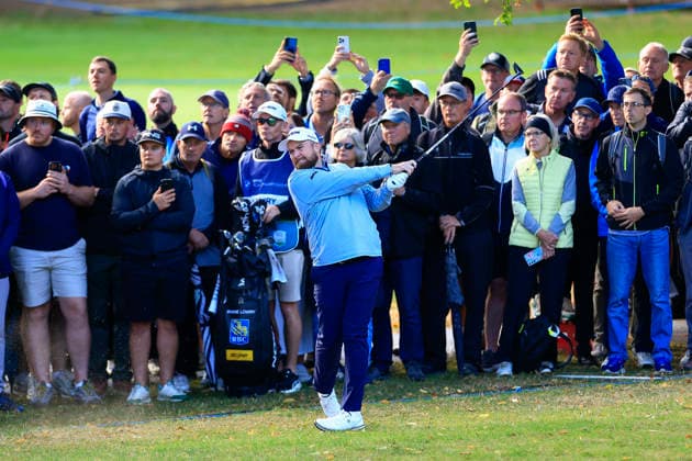 RECORD DATE NOT STATED 17th September 2026; Wentworth Golf Club, Virginia Water, Surrey, England; DP World Tour Golf, BMW PGA, Golf Herren Championship, Day 1; Shane lowry with his approach shot from the edge of the 17th fairway ChrisxRoll
