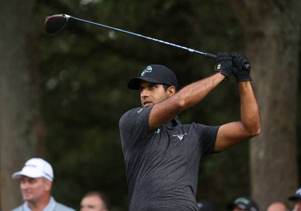 BMW PGA, Golf Herren Championship 2026 - Day One SURREY, ENGLAND, SEPTEMBER 17: Aaron Rai of England tee’s off on the 6th hole with a driver during The DP World Tour BMW PGA Championship Day One at Wentworth Golf Club, Virginia Water, Surrey, England, on September 17. (Photo by Daniel Weir) Surrey Wentworth Golf Course England Copyright: xDanielxWeir SportsxPressxPhotox Sportspressphoto_SPR233404