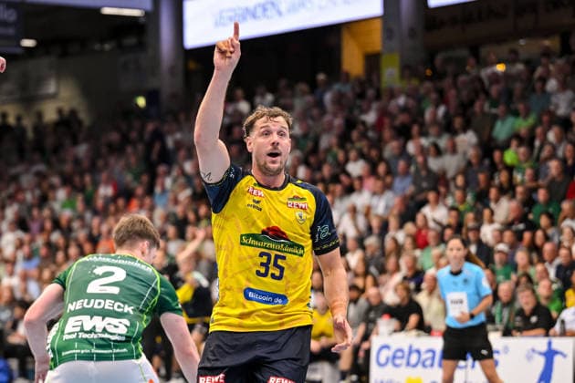 Göppingen, Germany, September 17, 2026—Kentin Mahe of Rhein Neckar Löwen gestures during the Opel Handball Bundesliga match between FRISCH AUF Göppingen and Rhein Neckar Löwen at the EWS Arena on September 17, 2026, in Göppingen, Germany. Photo by Harry Langer, DeFodi Images. Goeppingen, Germany, September 17, 2026. Kentin Mahe of Rhein Neckar Loewen gestures during the Opel Handball Bundesliga match between FRISCH AUF Goeppingen and Rhein Neckar Loewen at the EWS Arena on September 17, 2026 in Göppingen, Germany Photo by Harry Langer, DeFodi Images Photo by Harry Langer, DeFodi Images